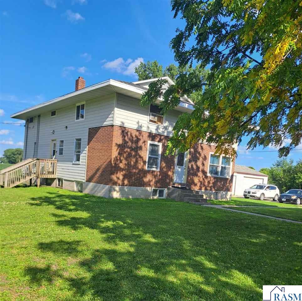 147 N 5th Street Butterfield MN 56120
