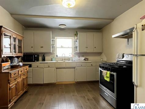 147 N 5th Street Butterfield MN 56120