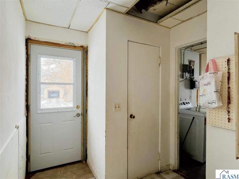 147 N 5th Street Butterfield MN 56120