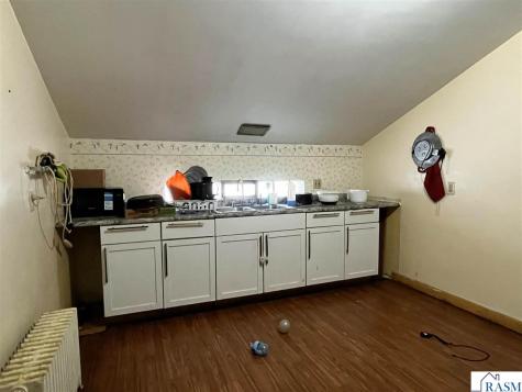 147 N 5th Street Butterfield MN 56120
