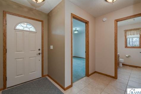 100 Crystal Lane Mankato MN 56001