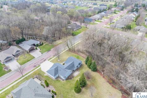 100 Crystal Lane Mankato MN 56001