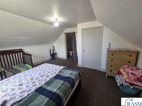 803 E 3rd Street Blue Earth MN 56013