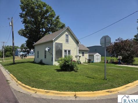 803 E 3rd Street Blue Earth MN 56013