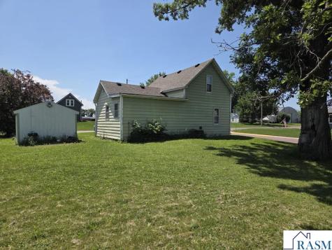 803 E 3rd Street Blue Earth MN 56013