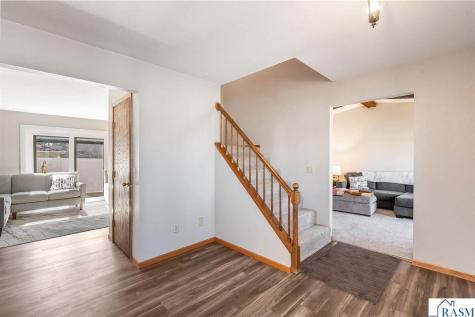 1805 Marie Lane North Mankato MN 56003