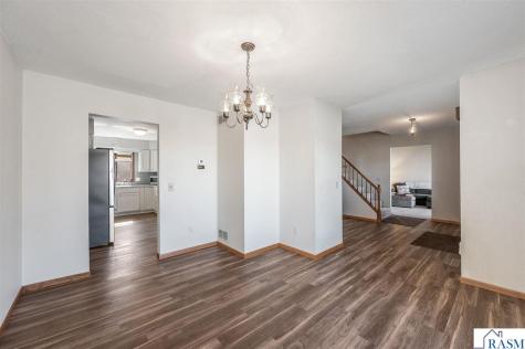 1805 Marie Lane North Mankato MN 56003