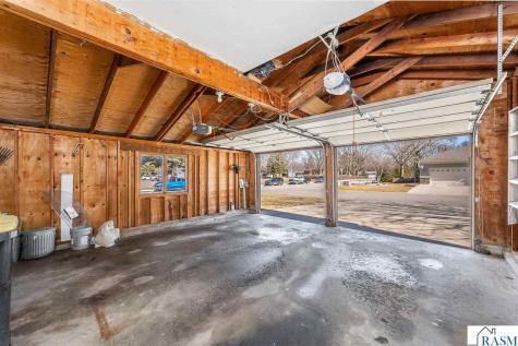 1805 Marie Lane North Mankato MN 56003