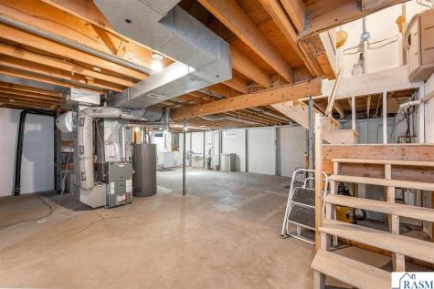 1805 Marie Lane North Mankato MN 56003