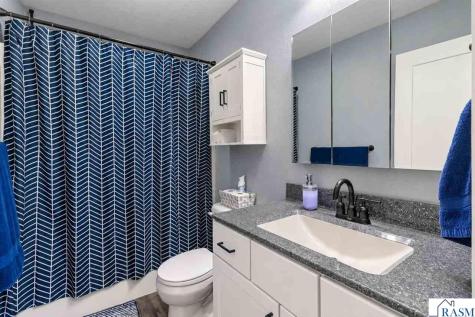 233 Oak Drive Eagle Lake MN 56024