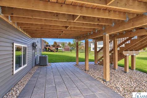 233 Oak Drive Eagle Lake MN 56024