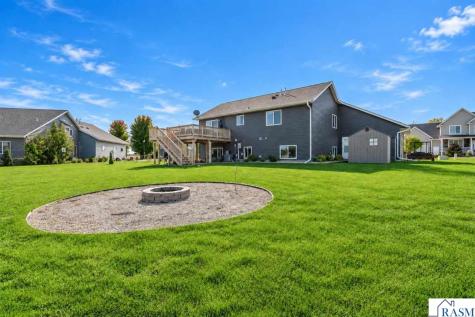 233 Oak Drive Eagle Lake MN 56024