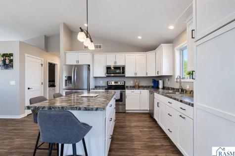 233 Oak Drive Eagle Lake MN 56024