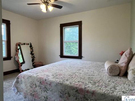 204 8th Avenue North St. James MN 56081