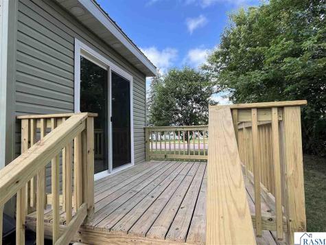 204 8th Avenue North St. James MN 56081