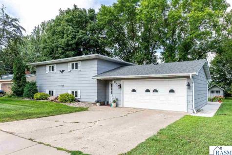 201 N Park Avenue Vernon Center MN 56090