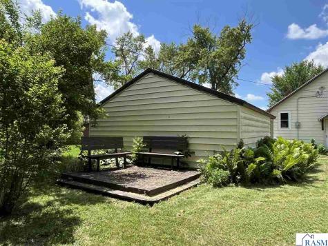 105 S 2nd Street Odin MN 56160