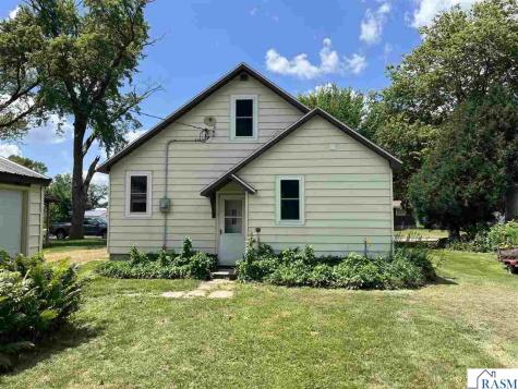 105 S 2nd Street Odin MN 56160