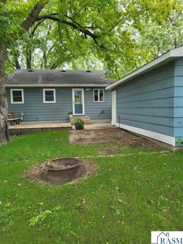 419 Mckinley Avenue North Mankato MN 56003