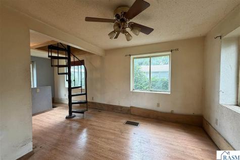 618 W 3rd Street Mankato MN 56001
