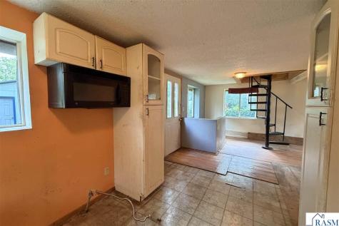 618 W 3rd Street Mankato MN 56001