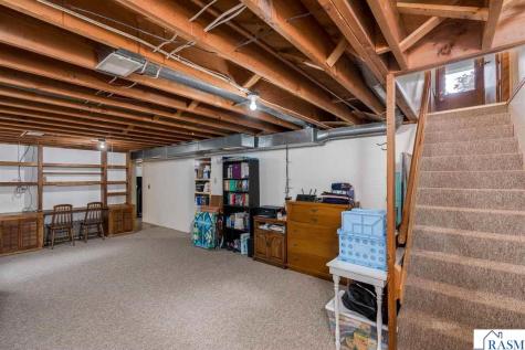 828 Lower Johnson Circle St. Peter MN 56082