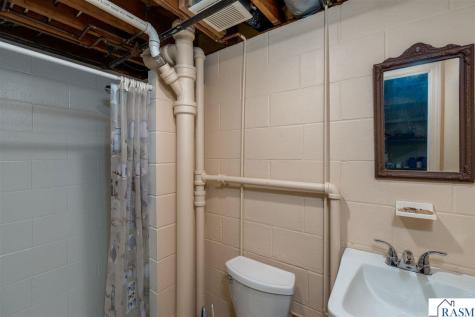 828 Lower Johnson Circle St. Peter MN 56082