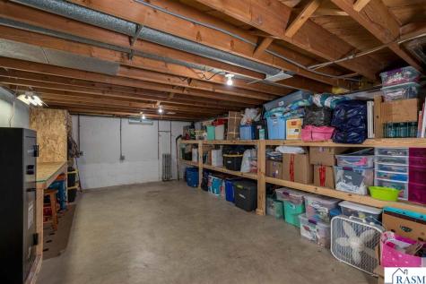 828 Lower Johnson Circle St. Peter MN 56082