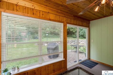 828 Lower Johnson Circle St. Peter MN 56082
