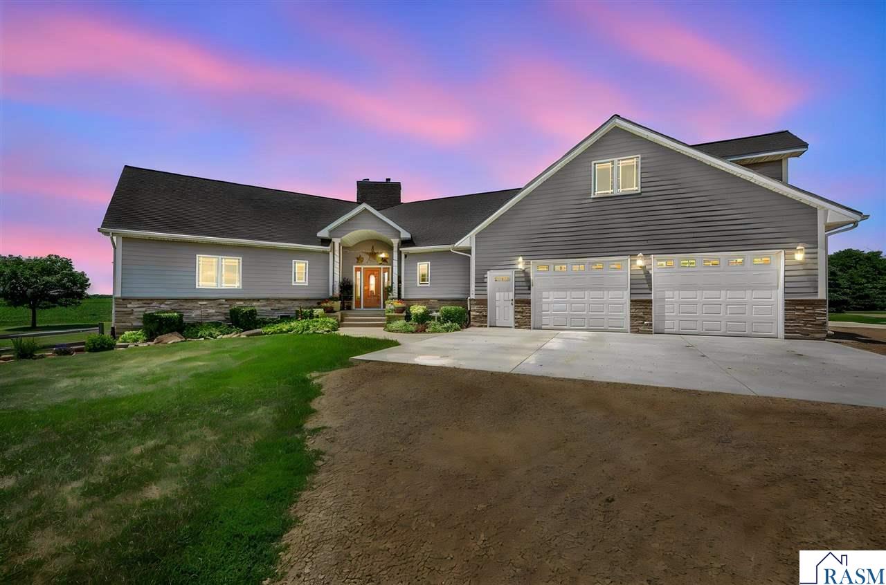 14317 County Road 114 Hanska MN 56041