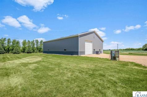 14317 County Road 114 Hanska MN 56041
