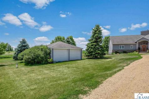 14317 County Road 114 Hanska MN 56041