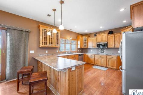 14317 County Road 114 Hanska MN 56041