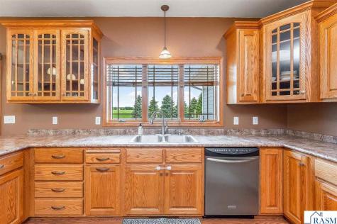 14317 County Road 114 Hanska MN 56041