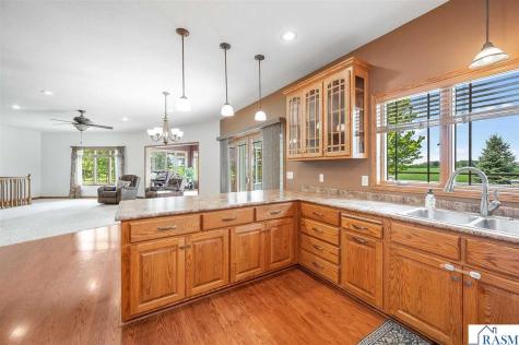 14317 County Road 114 Hanska MN 56041