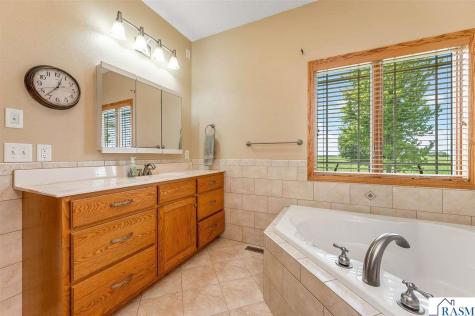 14317 County Road 114 Hanska MN 56041