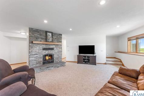 14317 County Road 114 Hanska MN 56041