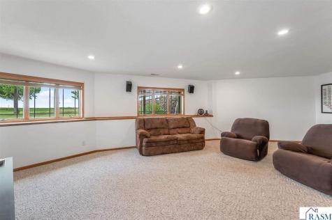 14317 County Road 114 Hanska MN 56041