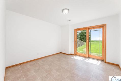 14317 County Road 114 Hanska MN 56041