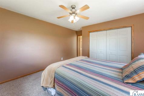 14317 County Road 114 Hanska MN 56041