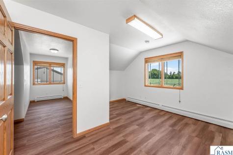 14317 County Road 114 Hanska MN 56041