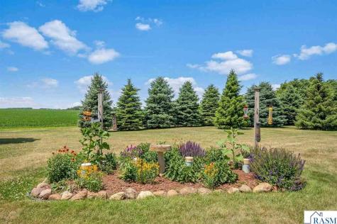 14317 County Road 114 Hanska MN 56041