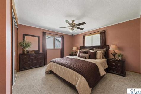 556 Karmil Place Gaylord MN 55334