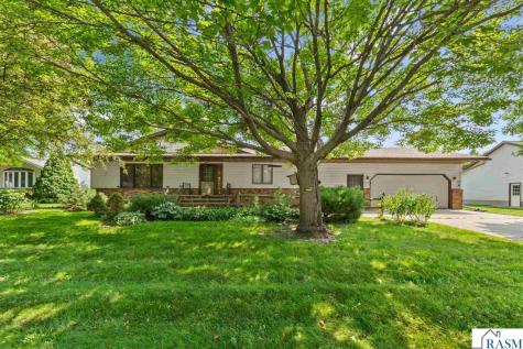 556 Karmil Place Gaylord MN 55334
