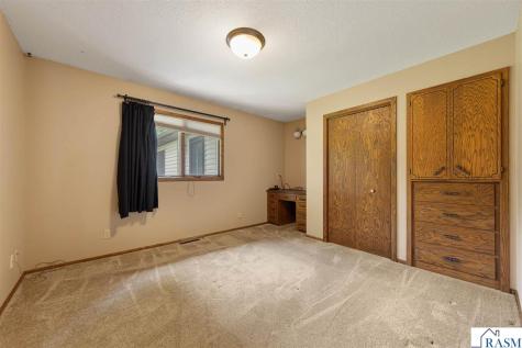 556 Karmil Place Gaylord MN 55334
