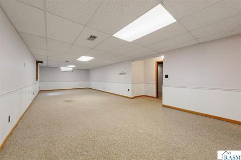 556 Karmil Place Gaylord MN 55334