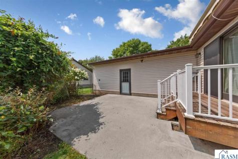 556 Karmil Place Gaylord MN 55334