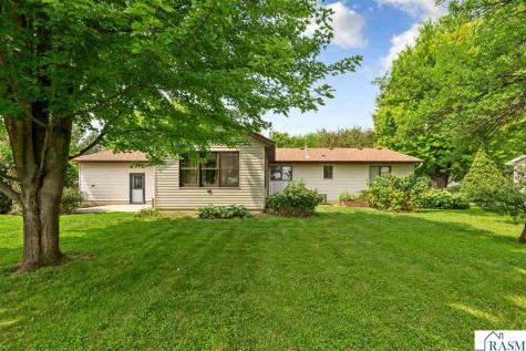 556 Karmil Place Gaylord MN 55334