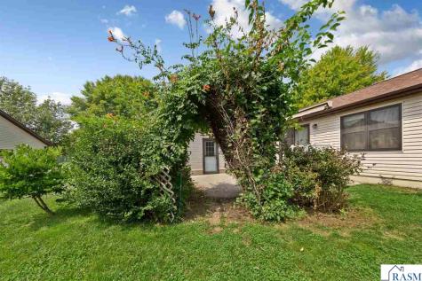 556 Karmil Place Gaylord MN 55334