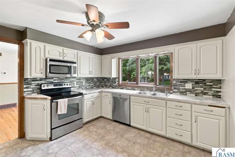 236 Terrace Drive Mankato MN 56001